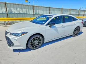 Toyota Avalon 3.5L 6 2019