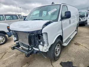 GMC Savana 4.3L 6 2024