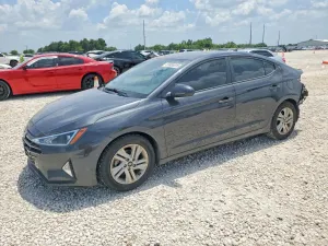 Hyundai Elantra 2.0L 4 2020