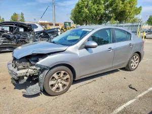 Mazda 3 2.0L 4 2012