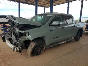 Toyota Tundra 5.7L 8 2021
