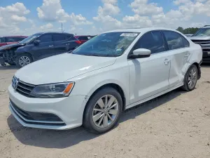 Volkswagen Jetta 1.4L 4 2016