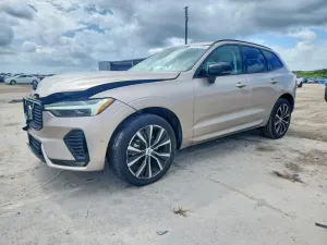Volvo XC60 2.0L 4 2025