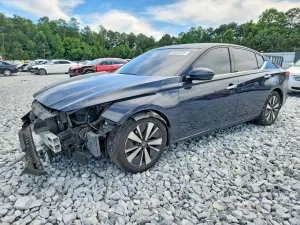 Nissan Altima 2.5L 4 2020
