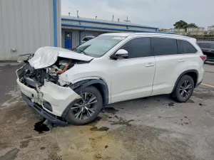 Toyota Highlander 3.5L 6 2016