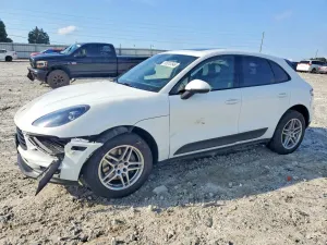 Porsche Macan 2.0L 4 2021