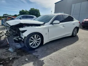 Infiniti Q50 3.7L 6 2014