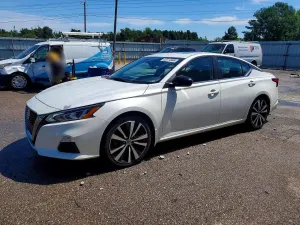 Nissan Altima 2.5L 4 2021