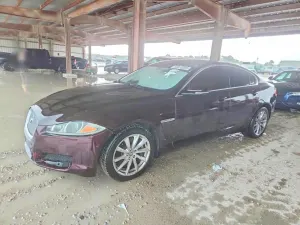 Jaguar XF 2.0L 4 2013
