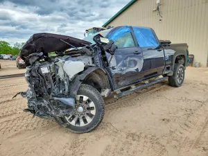 Chevrolet Silverado 1500 6.6L 8 2024