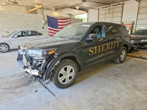 Ford Explorer 3.3L 6 2023