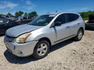 Nissan Rogue 2.5L 4 2012