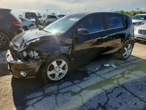 Chevrolet Aveo (Sonic) 1.4L 4 2016