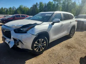 Toyota Highlander 2.4L 4 2023