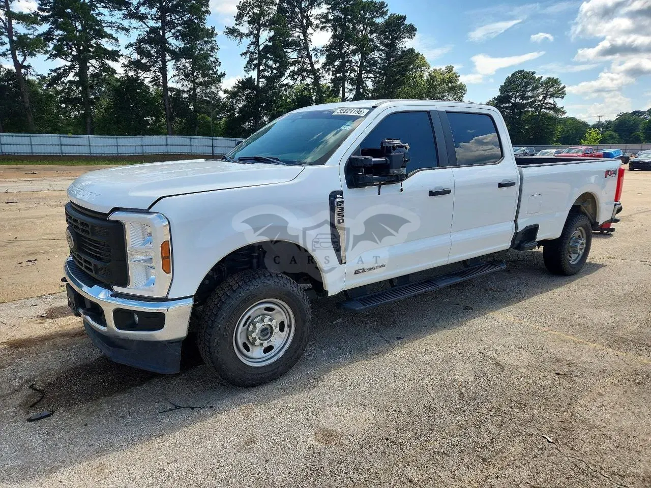 Ford F-350 6.7L 8 2024