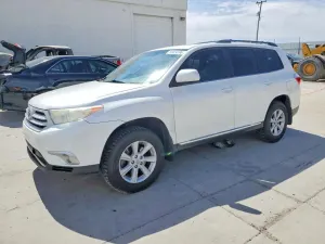 Toyota Highlander 3.5L 6 2013