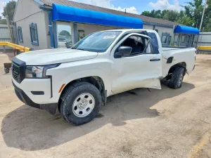 Nissan Frontier 3.8L 6 2024
