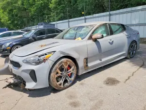 Kia Stinger 3.3L 6 2018