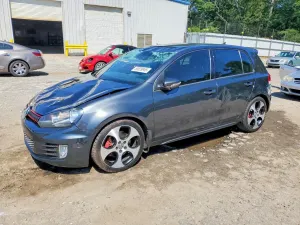 Volkswagen Golf 2.0L 4 2012
