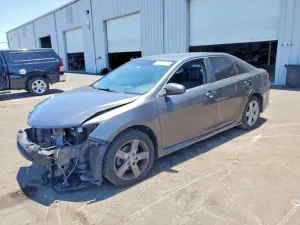 Toyota Camry 2.5L 4 2013