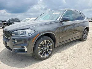 BMW X5 4.4L 8 2015