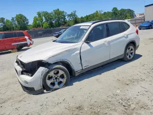 BMW X1 2.0L 4 2015