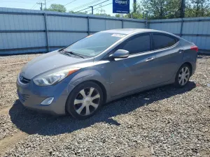 Hyundai Elantra 1.8L 4 2013