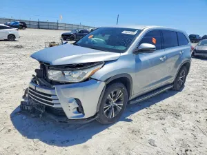 Toyota Highlander 2.7L 4 2018