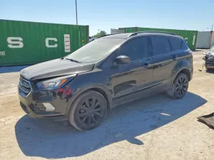 Ford Escape 2.0L 4 2017