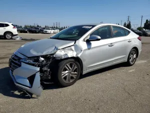 Hyundai Elantra 2.0L 4 2020