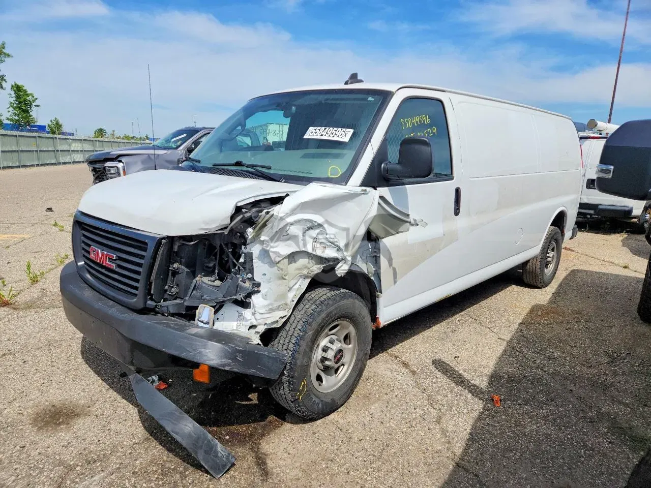 GMC Savana 4.3L 6 2023