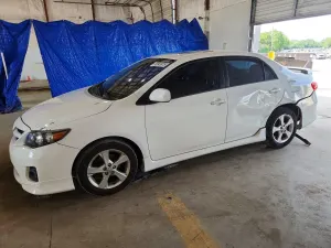 Toyota Corolla 1.8L 4 2012