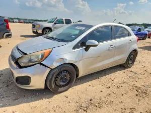 Kia Rio 1.6L 4 2012