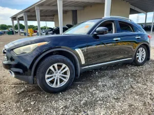 Infiniti QX70 3.7L 6 2016