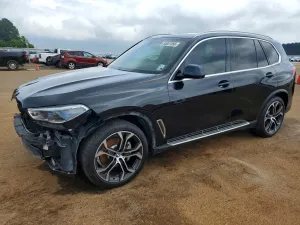 BMW X5 3.0L 6 2021