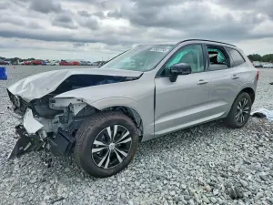 Volvo XC60 2.0L 4 2025
