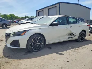 Nissan Altima 2.5L 4 2025
