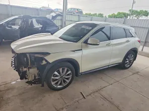 Infiniti QX50 2.0L 4 2021
