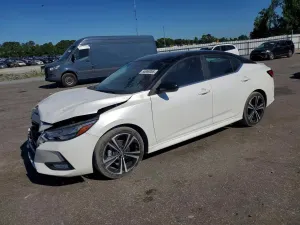 Nissan Sentra 2.0L 4 2023