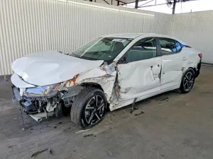 Nissan Sentra 2.0L 4 2025