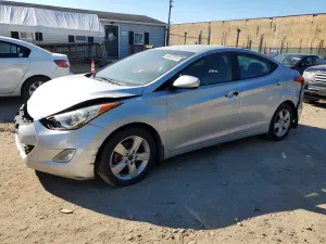 Hyundai Elantra 1.8L 4 2013