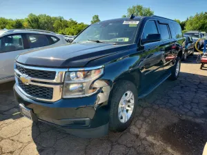 Chevrolet Suburban 5.3L 8 2019