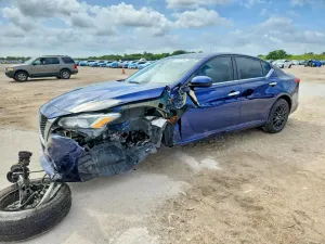Nissan Altima 2.5L 4 2020