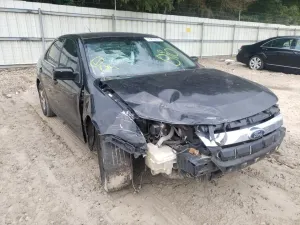 Ford Fusion SE 2.5L 4 2011