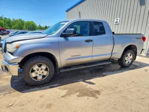 Toyota Tundra 4.6L 8 2012