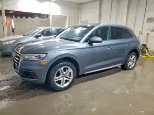 Audi Q5 2.0L 4 2018