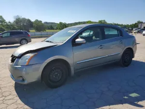 Nissan Sentra 2.0L 4 2012