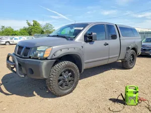 Nissan Titan 5.6L 8 2005