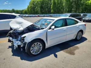 Lexus ES 3.5L 6 2014