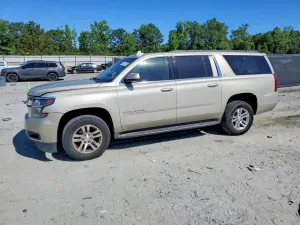 Chevrolet Suburban 5.3L 8 2015